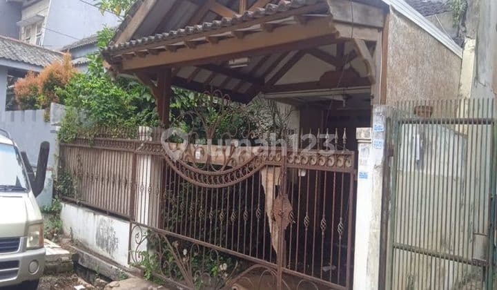Rumah tua hitung tanah nego sampai deal di Taman Aries. 15474