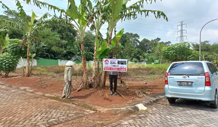 Land in the Lonjaten Ngaliyan villa area.