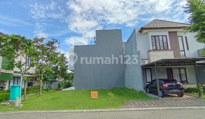 The Mozia Kavling Hoek Taman Lt 132m2 Utara-Timur 2.3M