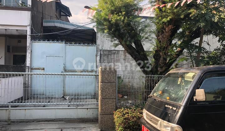 rumah tengah kota hitung tanah saja sangat cocok untuk kost² an