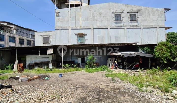 FOR SALE LAND WITH BUILDING BONUS, ROSELA STREET / JELAMBAR, WEST JAKARTA