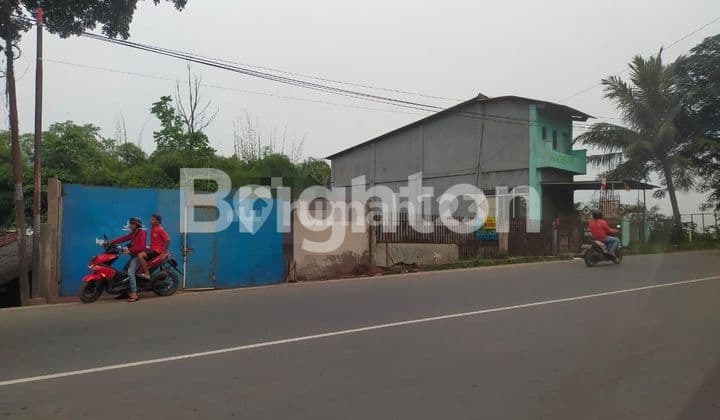 Tanah dan bangunan di depan perumahan Citra Indah Cileungsi.