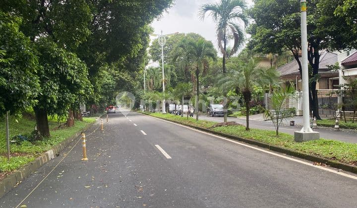 Tanah Luas di Jalan Besar , Prime Lokasi