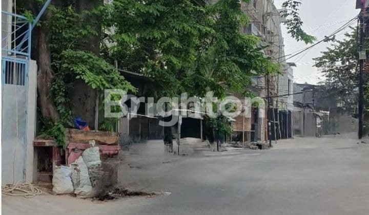 TANAH TELUK GONG BANGUNAN LAMA