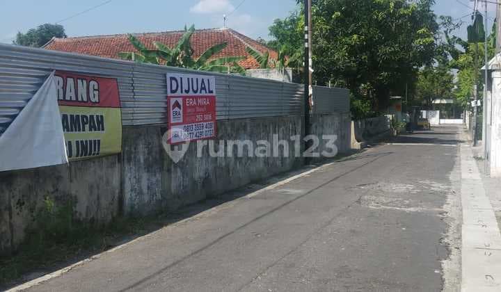 Tanah Strategis Tepi Jalan Area Kampus Mrican