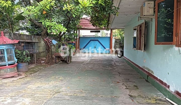 TANAH STRATEGIS PLUS RUMAH