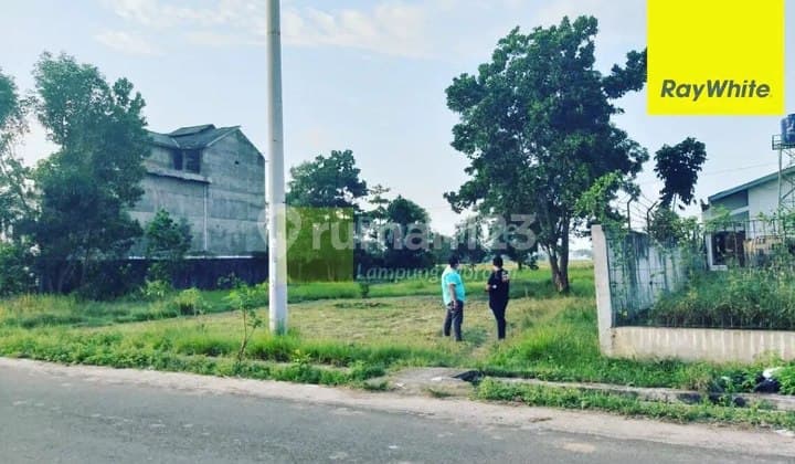 Tanah Di Metro Barat