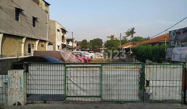 Tanah Luas dan Strategis + Bangunan di Kalideres, Cengkareng, Jak-Bar