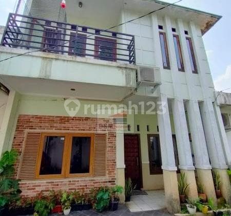 4 Residential Units and 3 Shop Houses in Cilandak, South Jakarta, Strategic Location