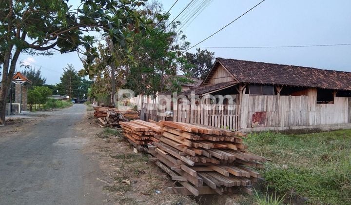 TANAH KAVLING SELANGKAH PASAR GODEAN