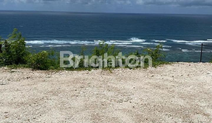 Land in Sawangan 700m from Apurva and Ritz. area of 3100m2 cliff edge directly to the sea and beach