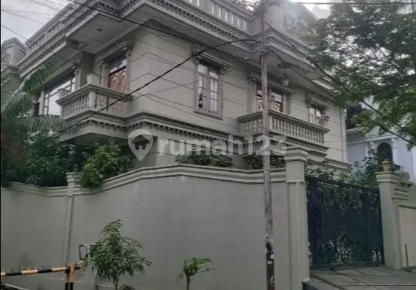 Di Jual Rumah Cantik Siap Huni di Pulomas Jakarta Timur