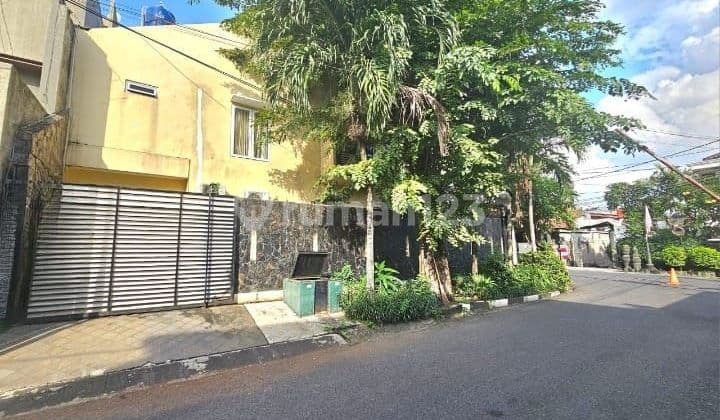 Di Jual Rumah Hook Siap Huni di Permata Hijau Jakarta Selatan