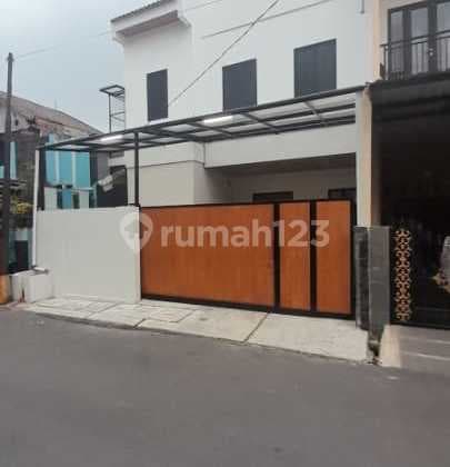 Di Jual Rumah Siap Huni Di Dukuh Zamrud Bekasi Timur