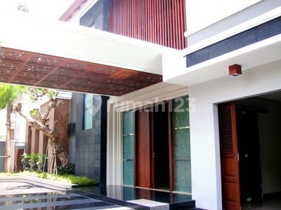 New House, Modern Style, Nica Garden And Pool, One Gate System