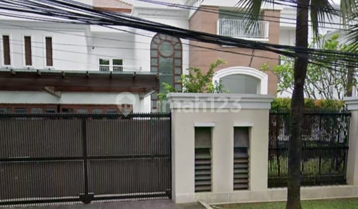Large House, Great Opportunity Near Senayan/Sudirman