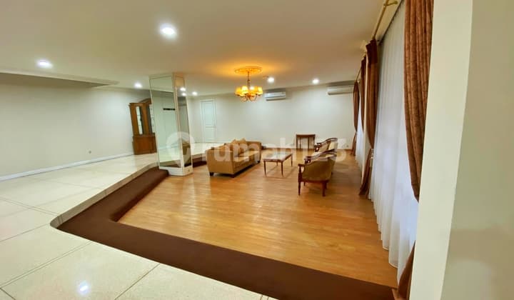 Nice House In The Cluster One Gate Very Quiet And Secure Area