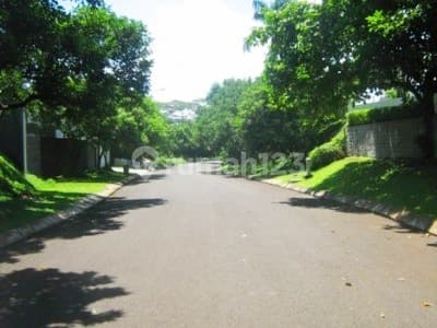 Cloosics House With Wooden Style, Bukit Golf, Very Quiet, Nice Garden And Pool