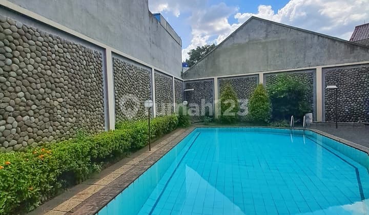 Park View Nice House Garden And Pool Close To Toll Road