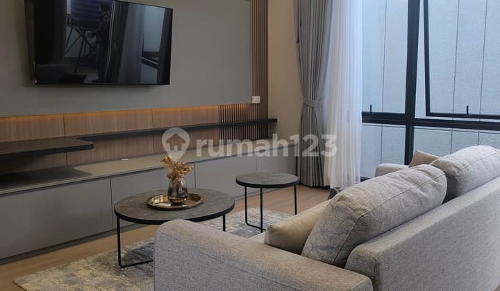 Rumah Elite dan Minimalis di Taman Sakura Bandung