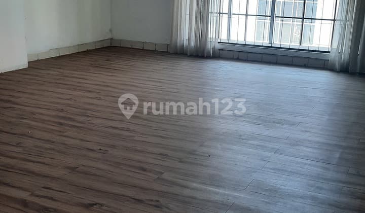 Ruko 4 lantai di setrasari