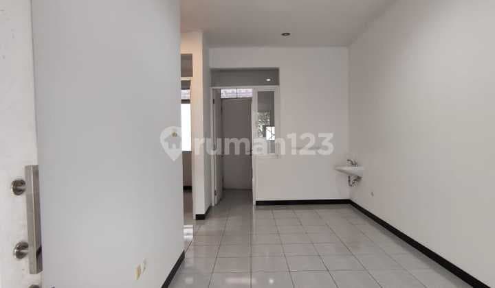 Rumah Minimalis di Tki V