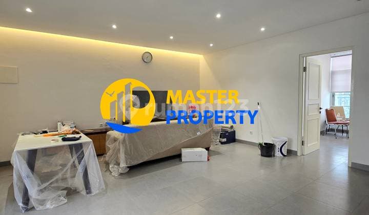 Disewa Rumah Bgm Pik 10x18, Full Renovasi, Semi Furnished