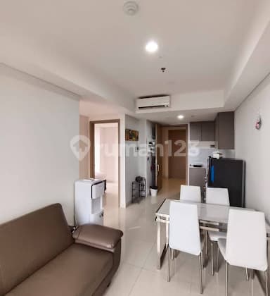 Disewa Apartemen Gold Coast Pik 2Br, 58M2, Furnished, View Laut