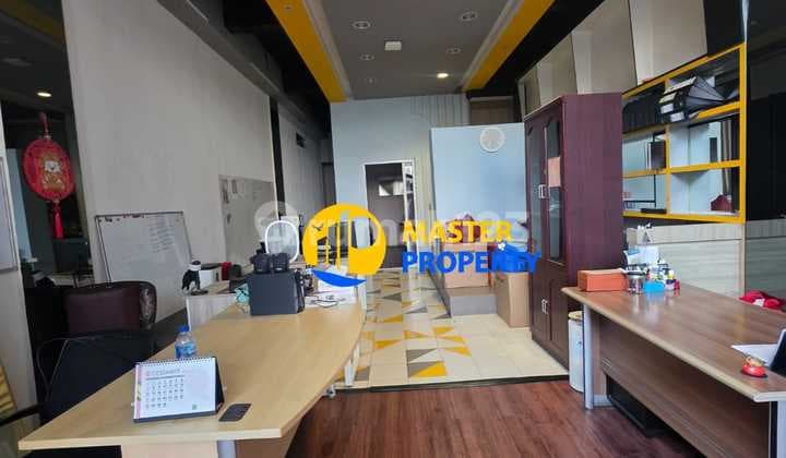 Disewakan Ruko Crown Golf Pik, 5X15, 3,5 Lantai, Lokasi Ramai