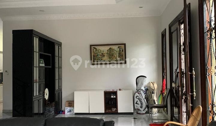 Dijual Rumah Walet Indah PIK Luas 302m2, 4KT, 4KM, Furnished. SHGB