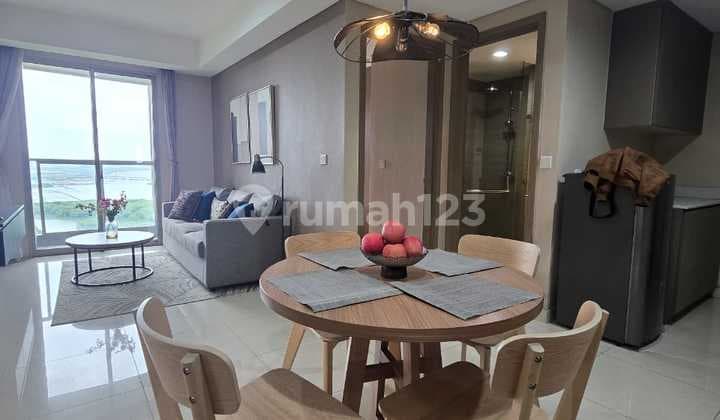 Disewakan Apartemen Gold Coast, 3Br, 87M2, Full Furnish