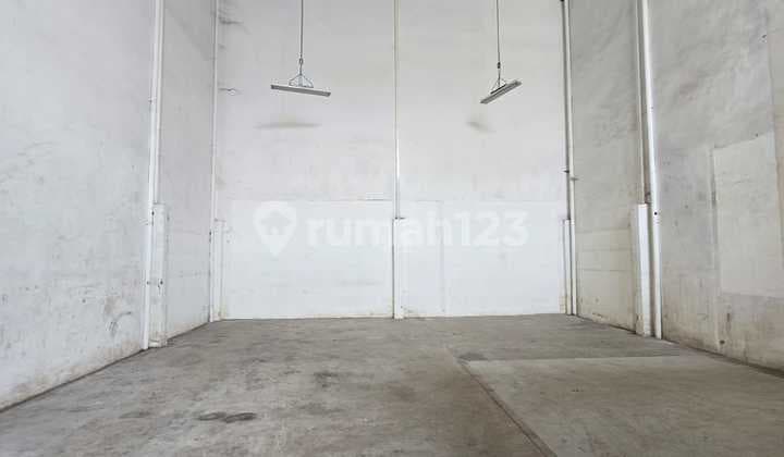 For Rent Warehouse Sedayu Bizpark Daan Mogot, Size 9X20,