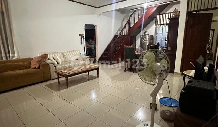 Dijual Rumah Langka Eksklusif Rumah Sunrise Garden Kedoya - Jakarta Barat