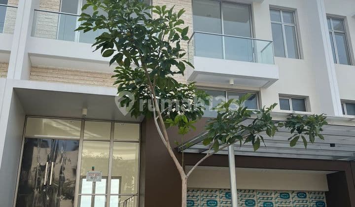Dijual Termurahrumah View Danau di Pik 2
