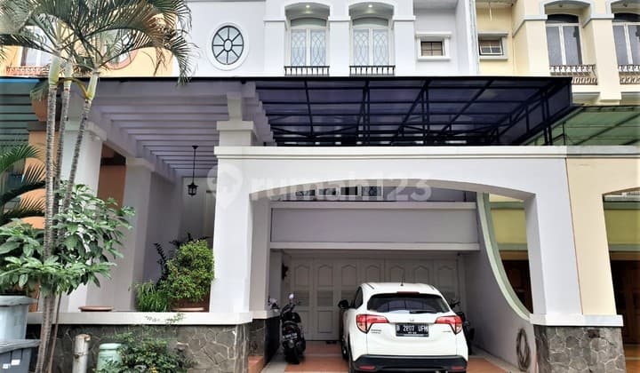 Dijual Rumah Bukit Gading Mediterania Full Renov Kelapa Gading - Jakarta Utara