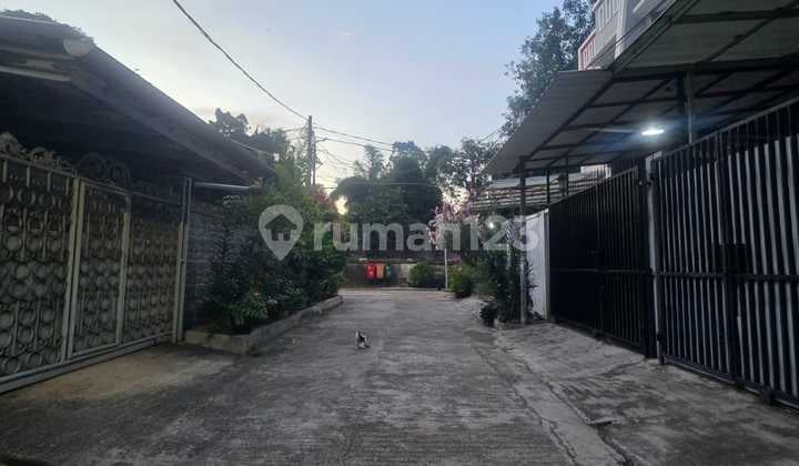 Rumah Jelambar Dalam Komplek Lt 129M2 Jual Cepat