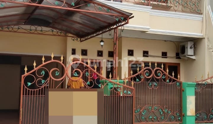 Rumah Cantik Terawat di Duren Sawit Dalam Komplek Keamanan One Gate System