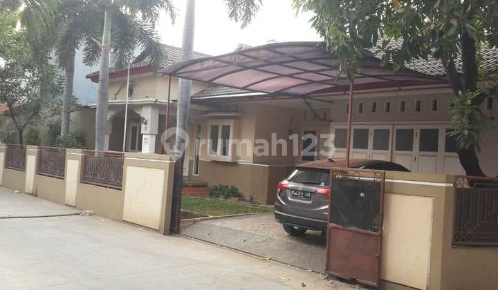 Rumah Bagus Dalam Komplek Posisi Hook di Cipinang Melayu Jakarta Timur Lokasi Sangat Strategis
