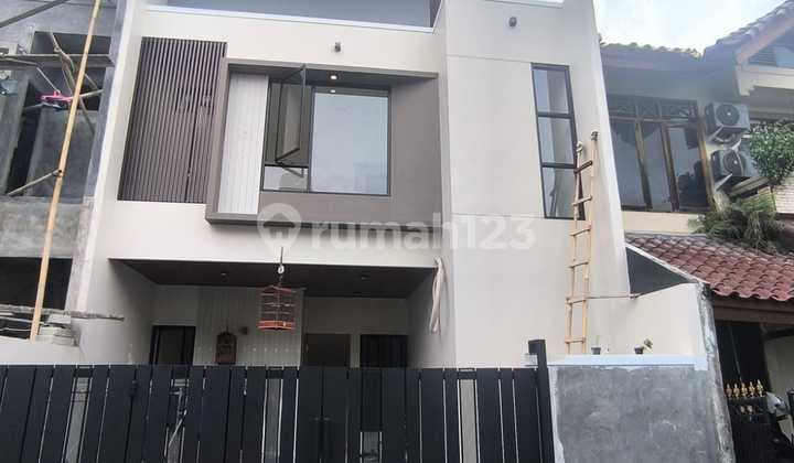 Rumah Mewah Siap Huni Lokasi Stratgis Dekat Arion Mal dan LRT Tol Dalam Kota di Rawamangun Pulo Gadung Jakarta Timur
