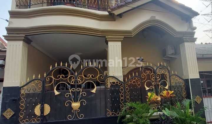 Rumah Dalam Komplek Lingkungan Aman dan Nyaman Bangunan Kokok Lokasi Strategis Dekat ke Jalan Raya Utama, Rumah Sakit Duren Sawit Tol Becakayu di Duren Sawit Jakarta Timur.