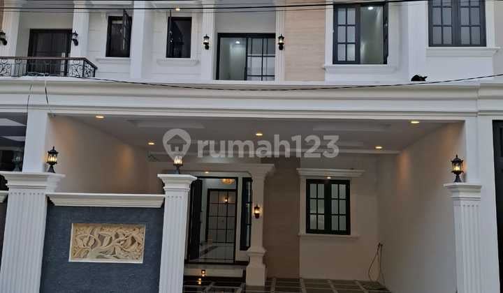 Rumah Minimalis Modern Siap Huni Lokasi di Kalisari Dalam Komplek Perumahan