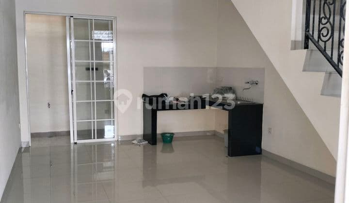 Disewakan Rumah 2 Kamar + 3 Ac Green Lake City