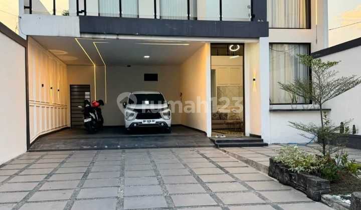 Rumah Mewah Dijual Area Dekat Jombor & Rsa Ugm, Sleman