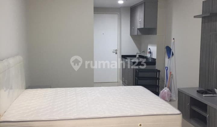 Apartemen Metro Parksidence Studiofurnish Jual di Jakbar
