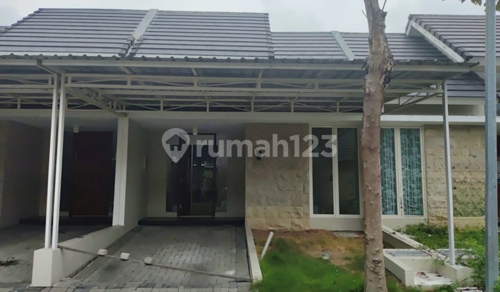 Northwest Park 1 Lantai Bersih Terawat