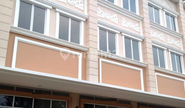 Ruko The Walk 3lt 5x14 70m JGC Jakarta Garden City Cakung