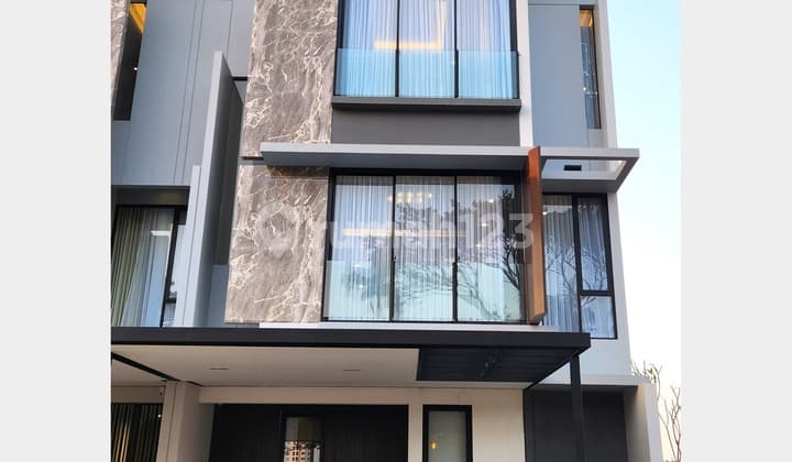 Rumah Luxury 7x15 4KT Cluster Vastu Jakarta Garden City Jgc