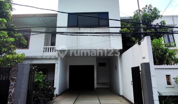 Modern Minimalist 2-Story House on Jl. Mampang Prapatan, South Jakarta