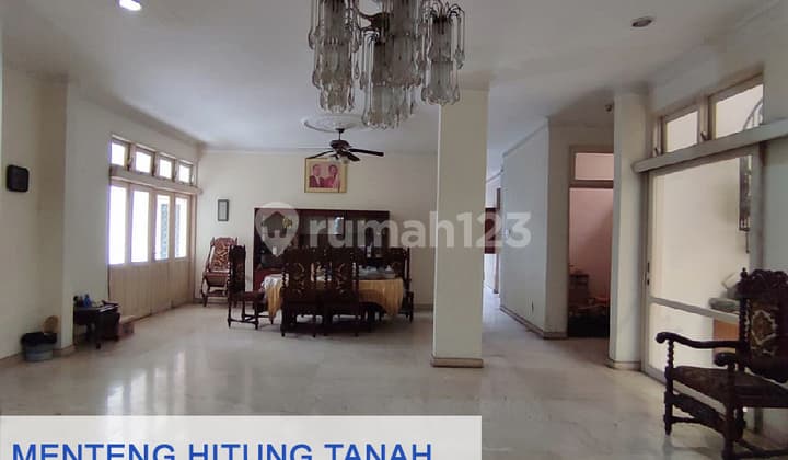 Dijual Rumah Hitung Tanah di Menteng, Jakarta Pusat