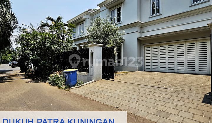 Rumah Mewah Premium Area Dukuh Patra Kuningan, Jakarta Selatan